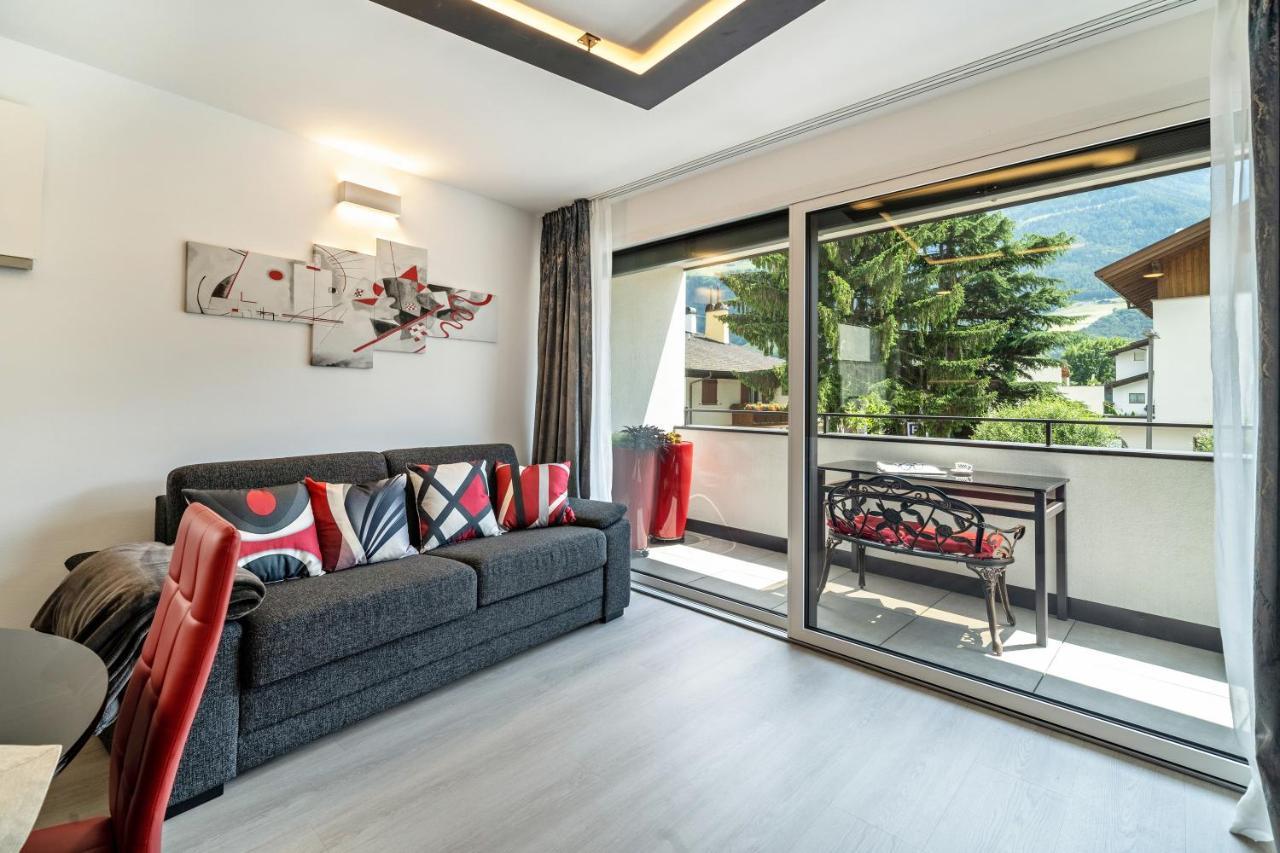 Apartment Il Cuore Rosso Naturns Buitenkant foto