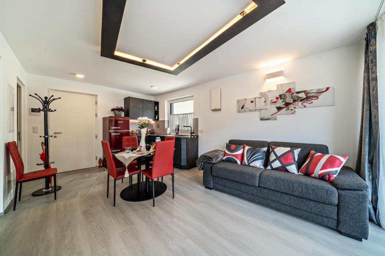 Apartment Il Cuore Rosso Naturns Buitenkant foto