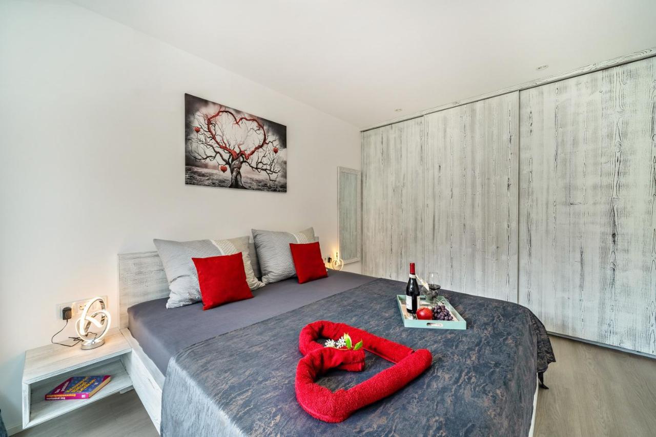 Apartment Il Cuore Rosso Naturns Buitenkant foto